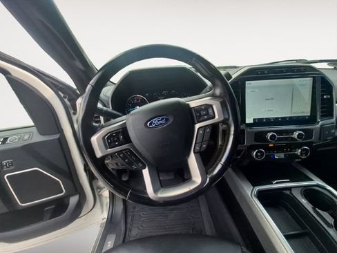 Used 2022 Ford F350 Platinum AWD/4WD image 12