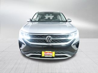 Used 2022 Volkswagen Taos SEL video 2