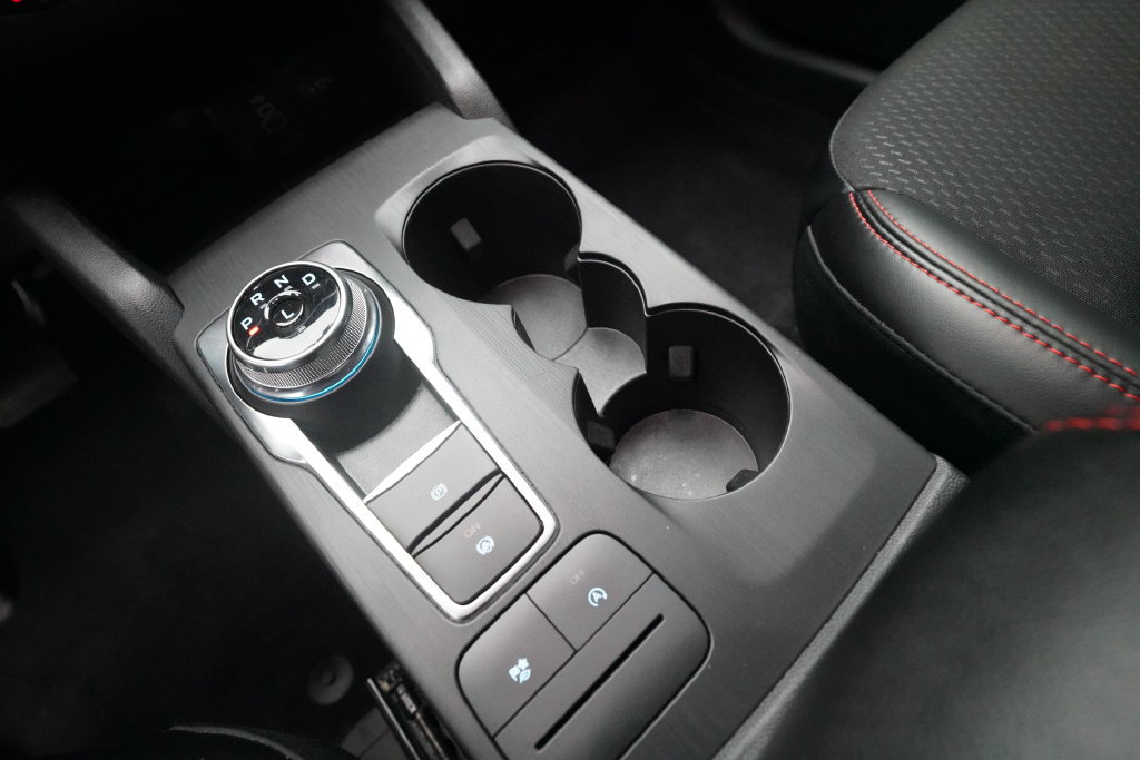 Used 2025 Ford Escape ST-Line Select AWD/4WD image 17