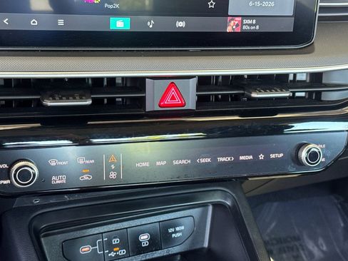 Used 2025 Kia K5 LXS FWD image 16