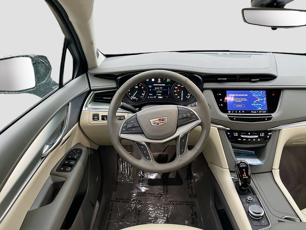 Used 2026 Cadillac XT5 Premium Luxury w/ Driver Assist Package AWD/4WD image 24
