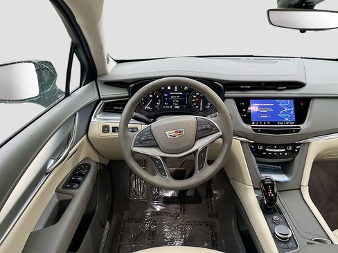 Used 2026 Cadillac XT5 Premium Luxury w/ Driver Assist Package AWD/4WD image 24