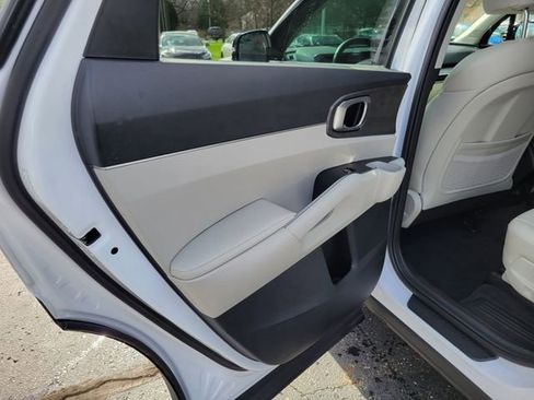 Certified 2025 Kia Sorento X-Line EX AWD/4WD image 22