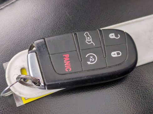 Used 2020 Jeep Grand Cherokee Limited X image 36