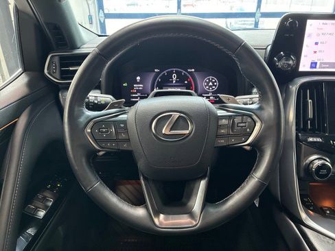 Used 2025 Lexus LX 700h Overtrail w/ Accessory Package (Z1) AWD/4WD image 17