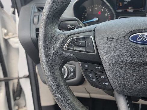 Used 2017 Ford Escape SE AWD/4WD image 23