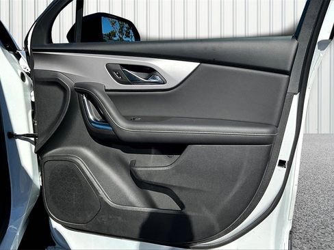 Used 2025 Chevrolet Blazer LT w/ Redline Edition image 17