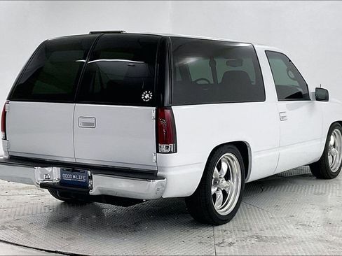 Used 1999 Chevrolet Tahoe 2WD 2-Door w/ Preferred Equipment Group image 6