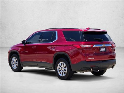 Used 2021 Chevrolet Traverse LT FWD image 7