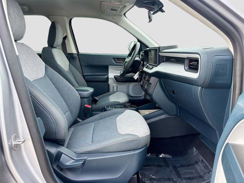 Used 2022 Ford Maverick XLT image 27