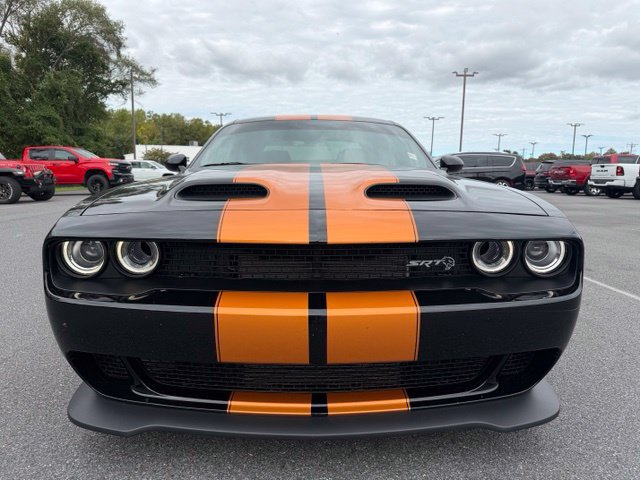 Used 2023 Dodge Challenger SRT Hellcat w/ Driver Convenience Group RWD image 8