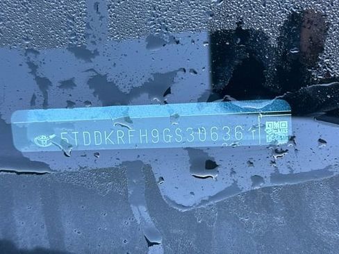 Certified 2016 Toyota Highlander Limited image 3