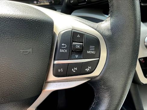 Used 2023 Ford Explorer XLT w/ Equipment Group 202A AWD/4WD image 12
