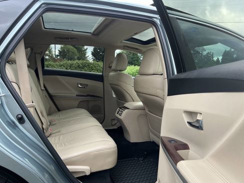 Used 2009 Toyota Venza AWD image 23