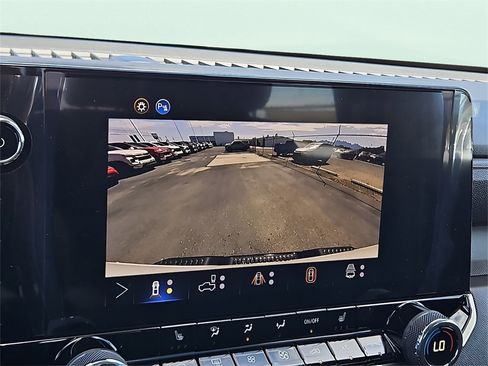 Used 2026 Chevrolet Colorado Trail Boss image 19