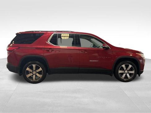 Used 2019 Chevrolet Traverse LT w/ LT Premium Package image 6