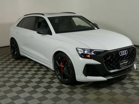 New 2026 Audi RS Q8 performance image 1