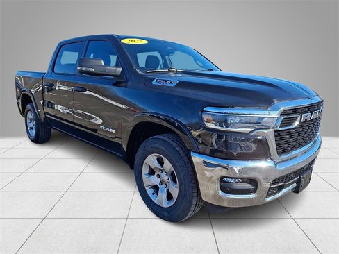 Used 2025 RAM 1500 Big Horn image 3
