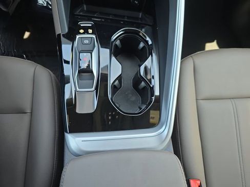 Used 2025 Audi Q5 Premium w/ Convenience Package AWD/4WD image 29