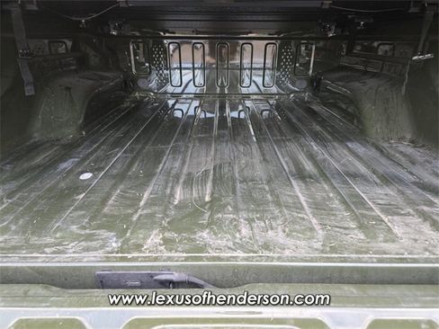 Used 2023 Jeep Gladiator Sport w/ Off Road Group image 14