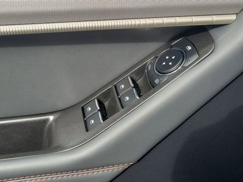 Certified 2025 Ford Explorer Active w/ Active Comfort Package RWD image 16