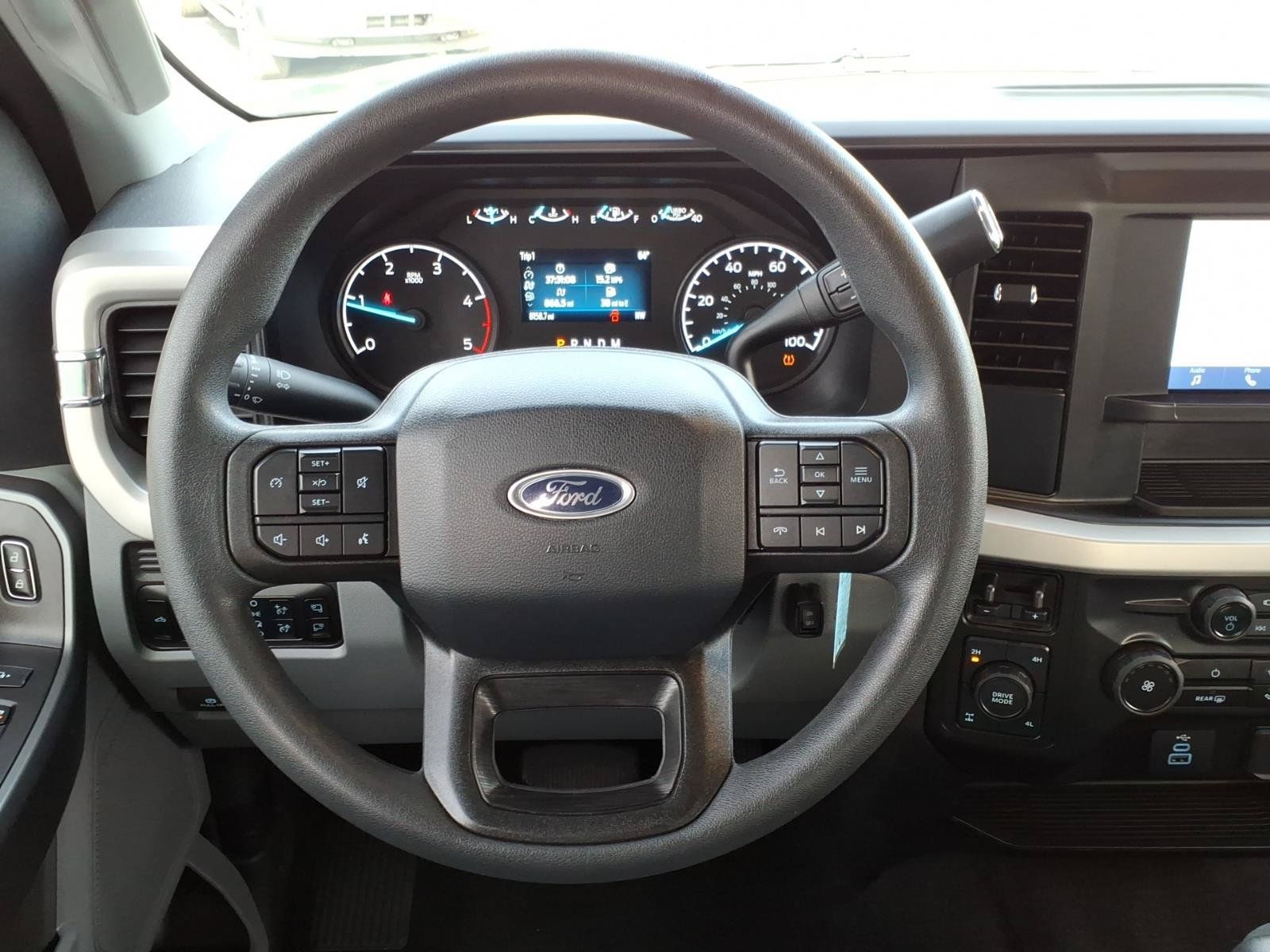 Used 2025 Ford F350 XLT w/ 360-Degree Camera Package AWD/4WD image 10