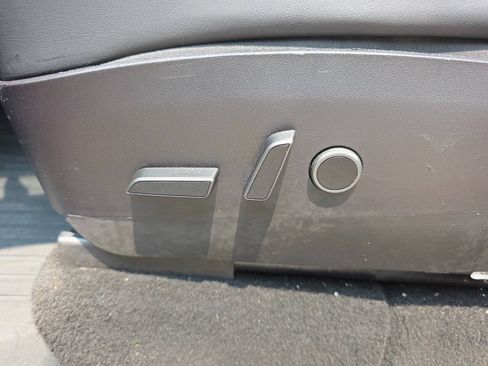 Used 2021 Tesla Model Y 2WD image 13