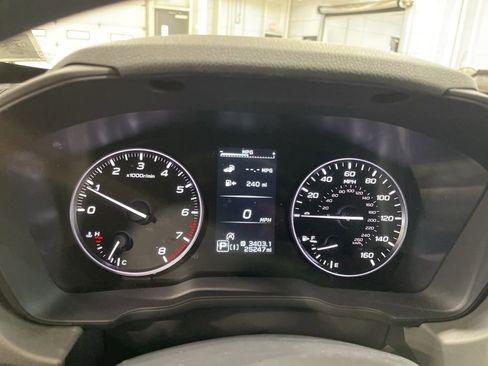 Certified 2024 Subaru Crosstrek 2.0i Premium image 8