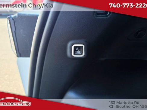 Used 2026 Jeep Cherokee Limited AWD/4WD image 24