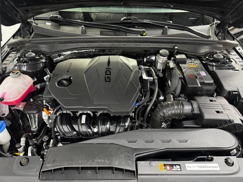 Used 2025 Kia K5 LXS FWD image 9