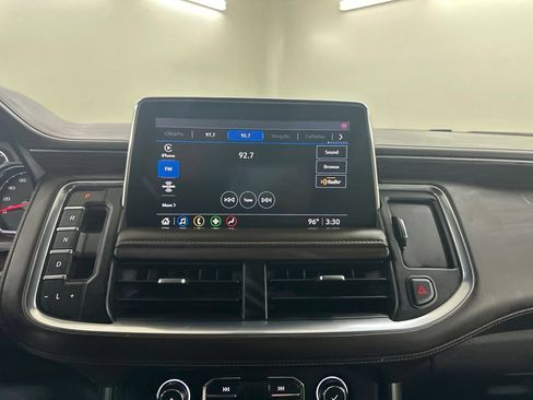 Used 2021 Chevrolet Suburban LT AWD/4WD image 45