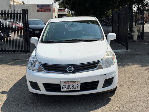 Used 2010 Nissan Versa 1.8 S w/ PWR Plus Pkg FWD image 2