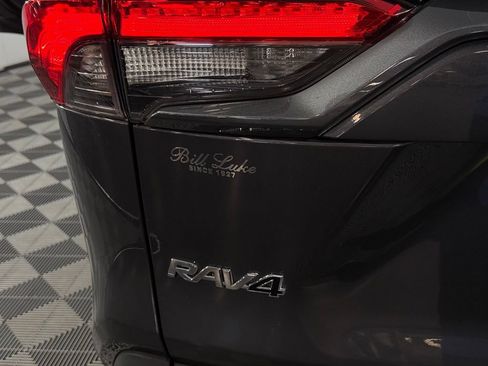 Used 2025 Toyota RAV4 LE AWD/4WD image 10