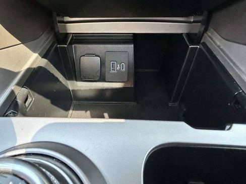 Used 2020 Ford Explorer Platinum AWD/4WD image 24