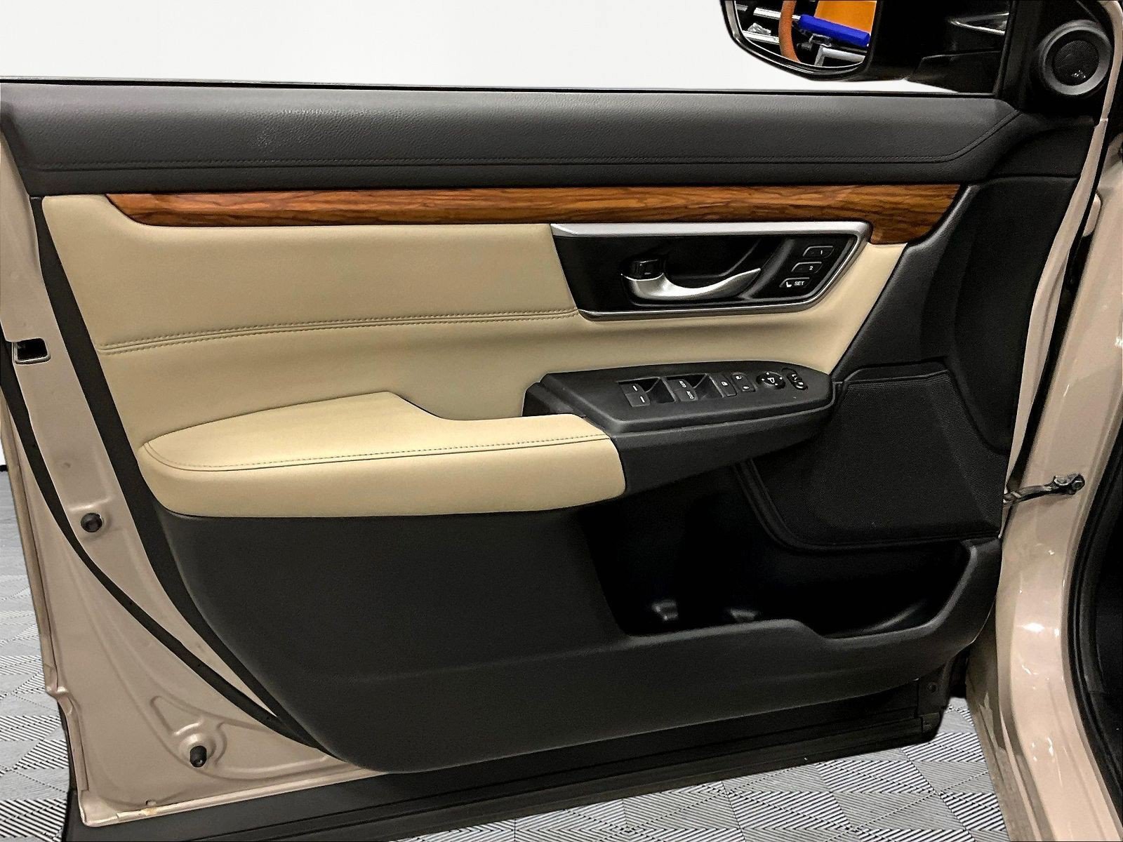 Used 2017 Honda CR-V EX-L image 20