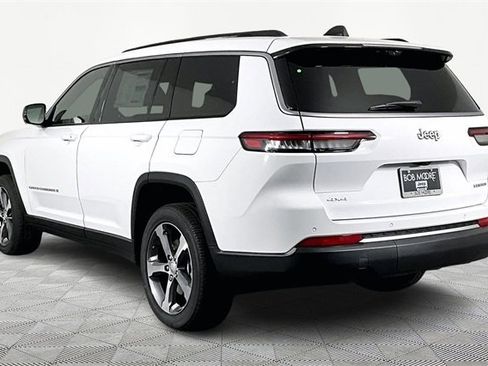 New 2026 Jeep Grand Cherokee L Limited w/ Luxury Tech Group II image 4