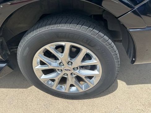 Used 2017 Ford Expedition EL Limited RWD image 4