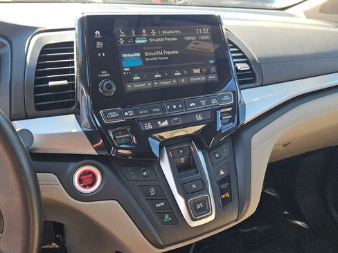 Used 2021 Honda Odyssey EX-L image 13