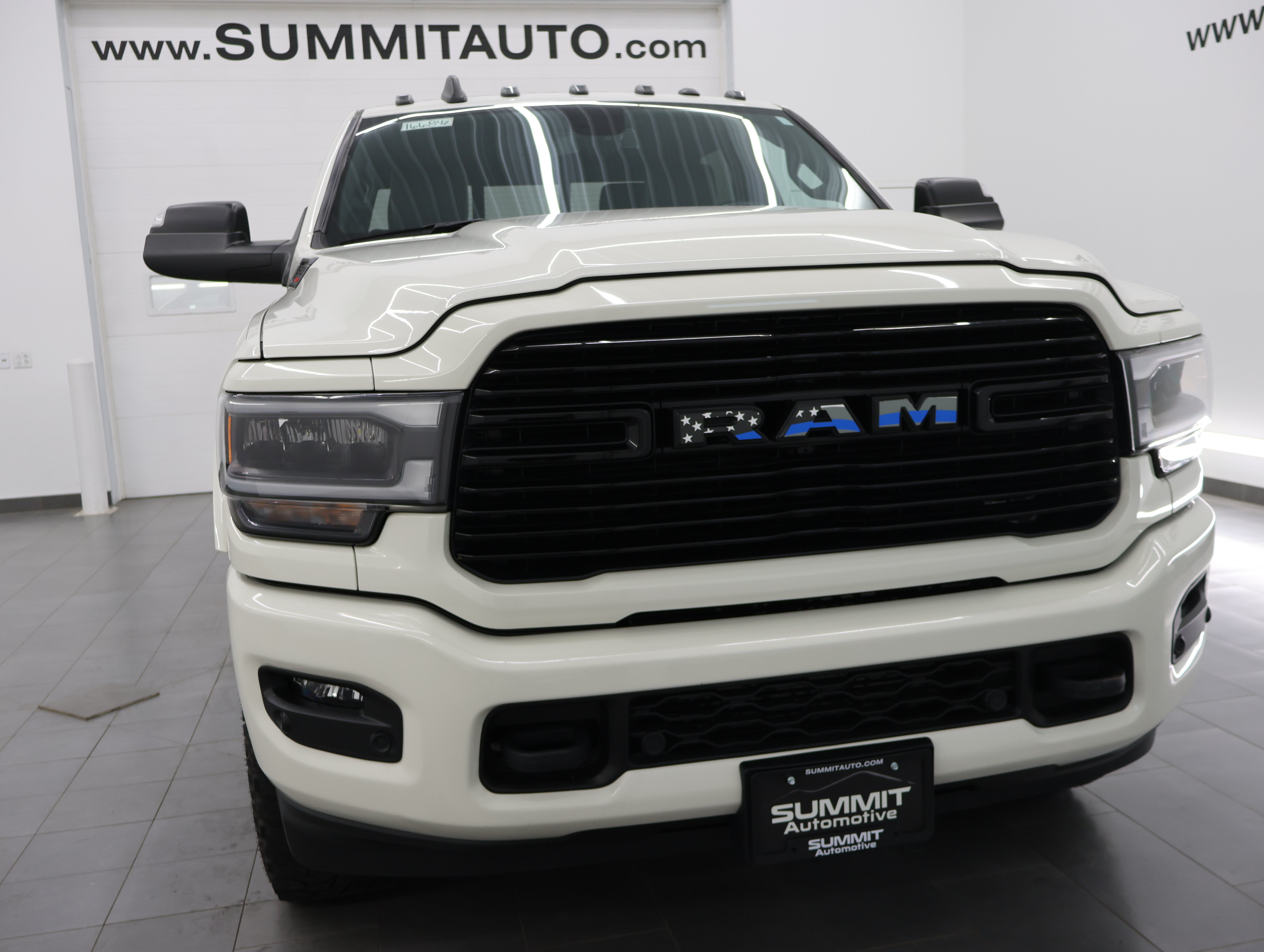 Used 2022 RAM 2500 Laramie w/ Night Edition AWD/4WD image 23