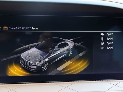 Used 2018 Mercedes-Benz S 560 4MATIC Sedan image 27