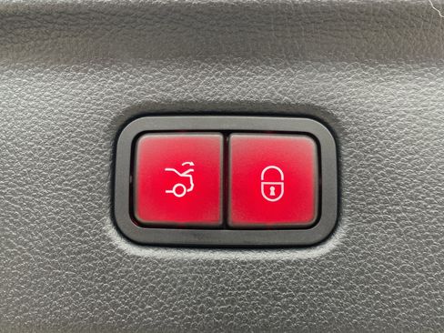 Certified 2024 Mercedes-Benz S 580e S 580e 4MATIC Sedan image 11