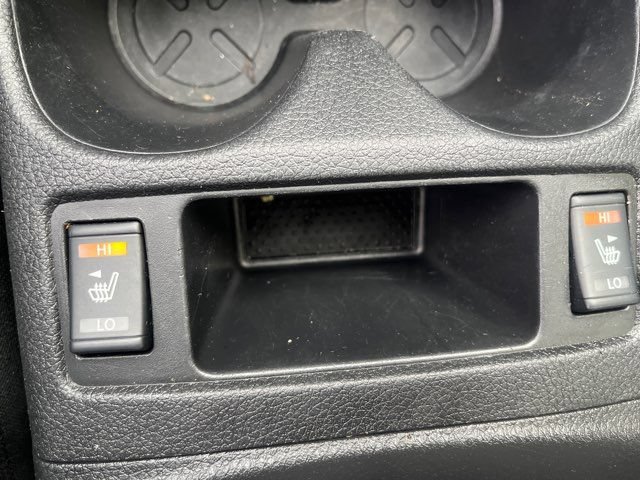 Used 2017 Nissan Rogue SV AWD/4WD image 29