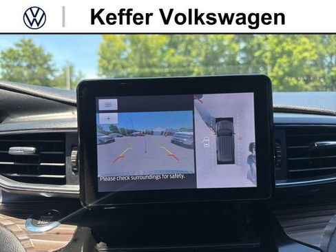 Used 2021 Ford Explorer Limited RWD image 26