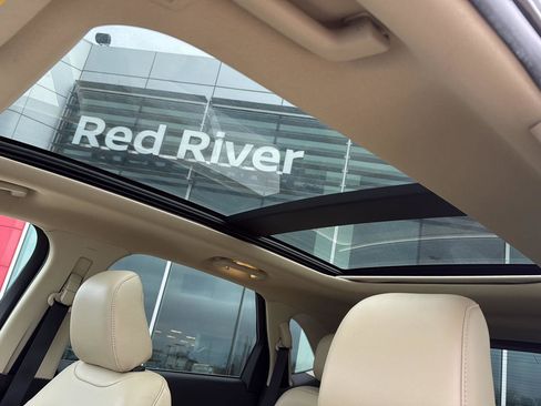 Used 2020 Ford Edge SEL w/ Convenience Package image 21