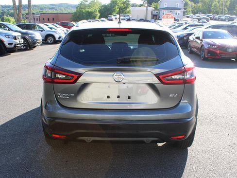 Used 2021 Nissan Rogue Sport SV image 6