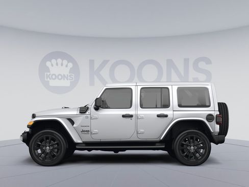 Used 2021 Jeep Wrangler Unlimited Rubicon AWD/4WD image 2