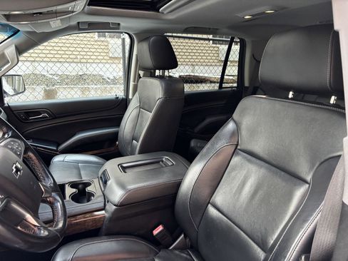 Used 2018 Chevrolet Tahoe LT w/ Luxury Package AWD/4WD image 11