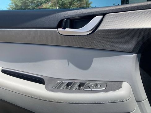 Used 2025 Hyundai Palisade SEL FWD image 12