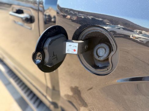 Used 2020 Ford F150 Lariat w/ Equipment Group 502A Luxury image 31