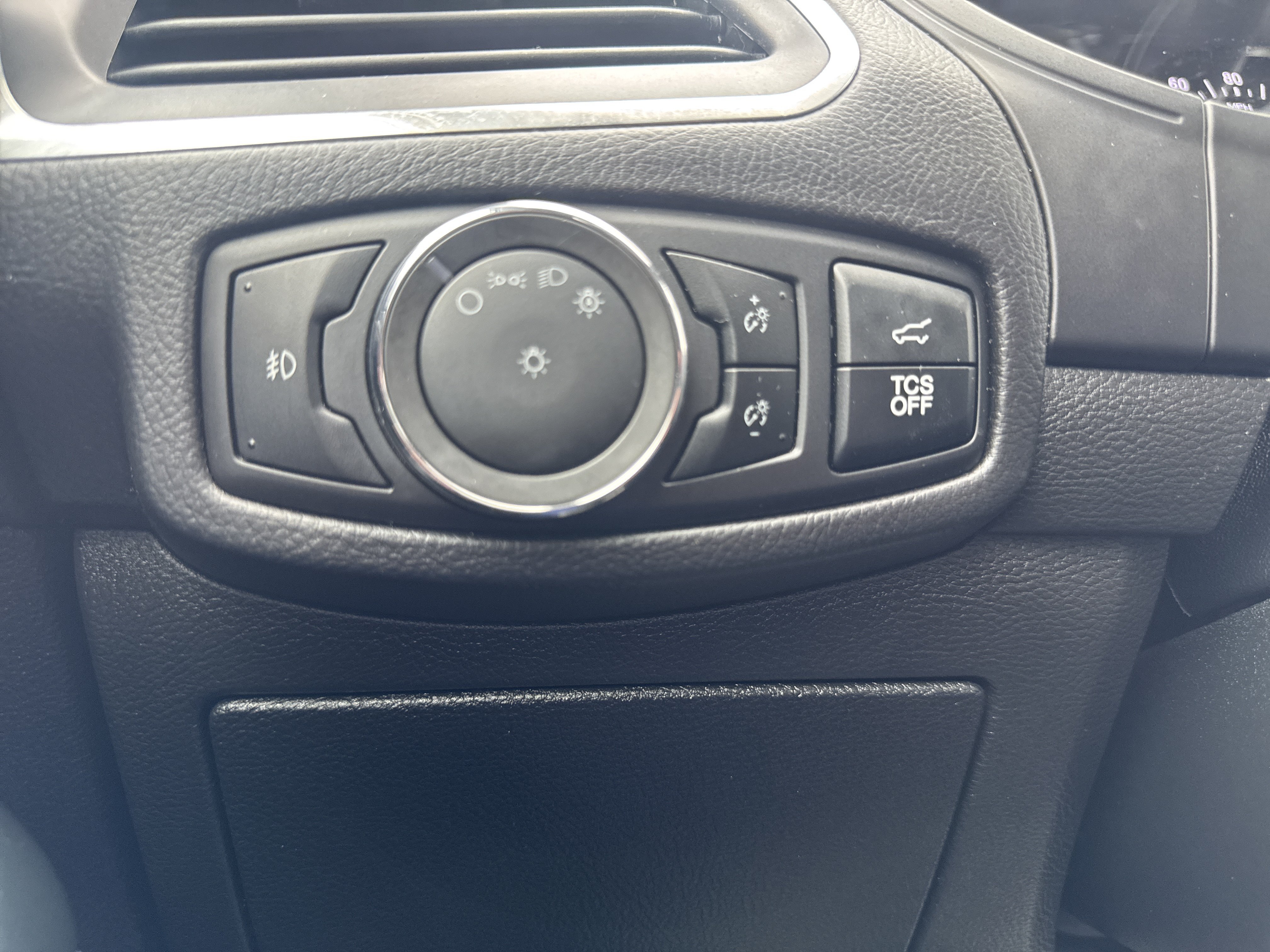 Used 2024 Ford Edge Titanium AWD/4WD image 29